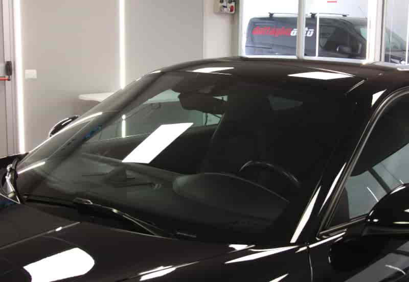 Trattamento nanotecnologico vetri auto