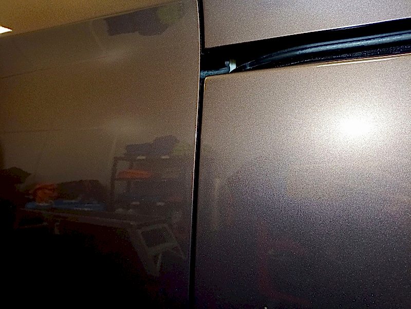 Carrozzeria dopo un servizio di lucidatura professionale