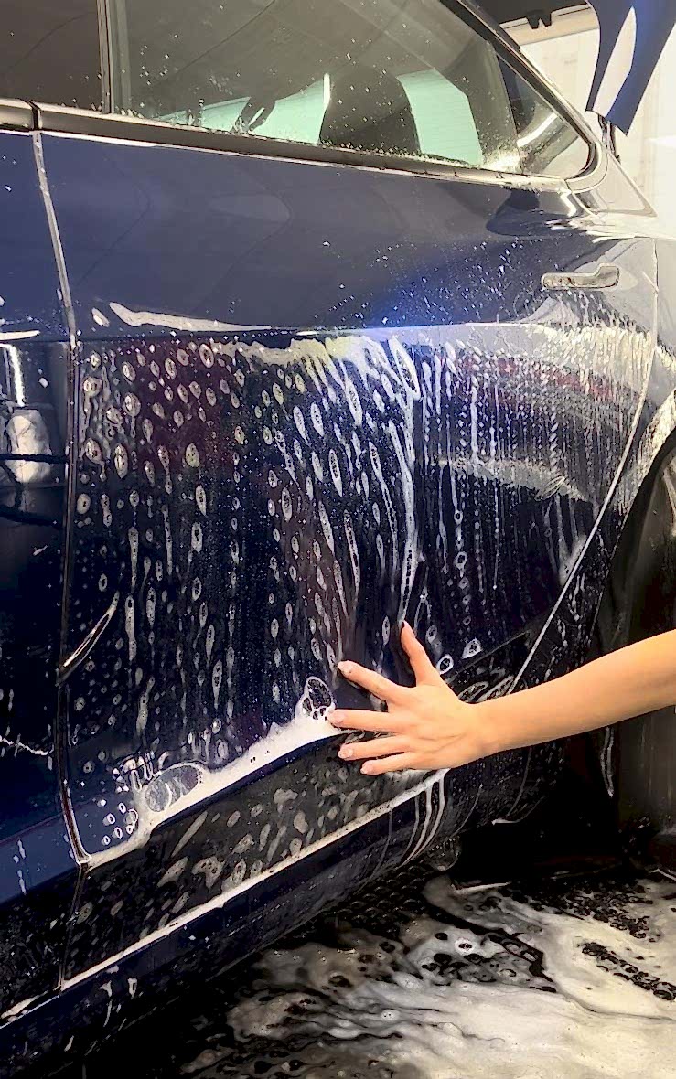 Protezione portiere auto tesla con PPF