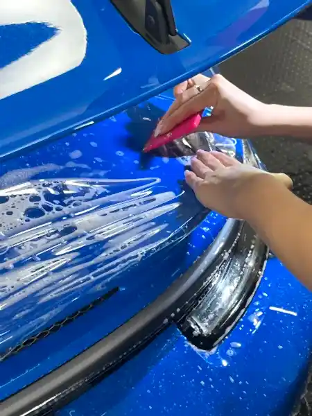 applicazione ppf su porsche 911 gt3 blu